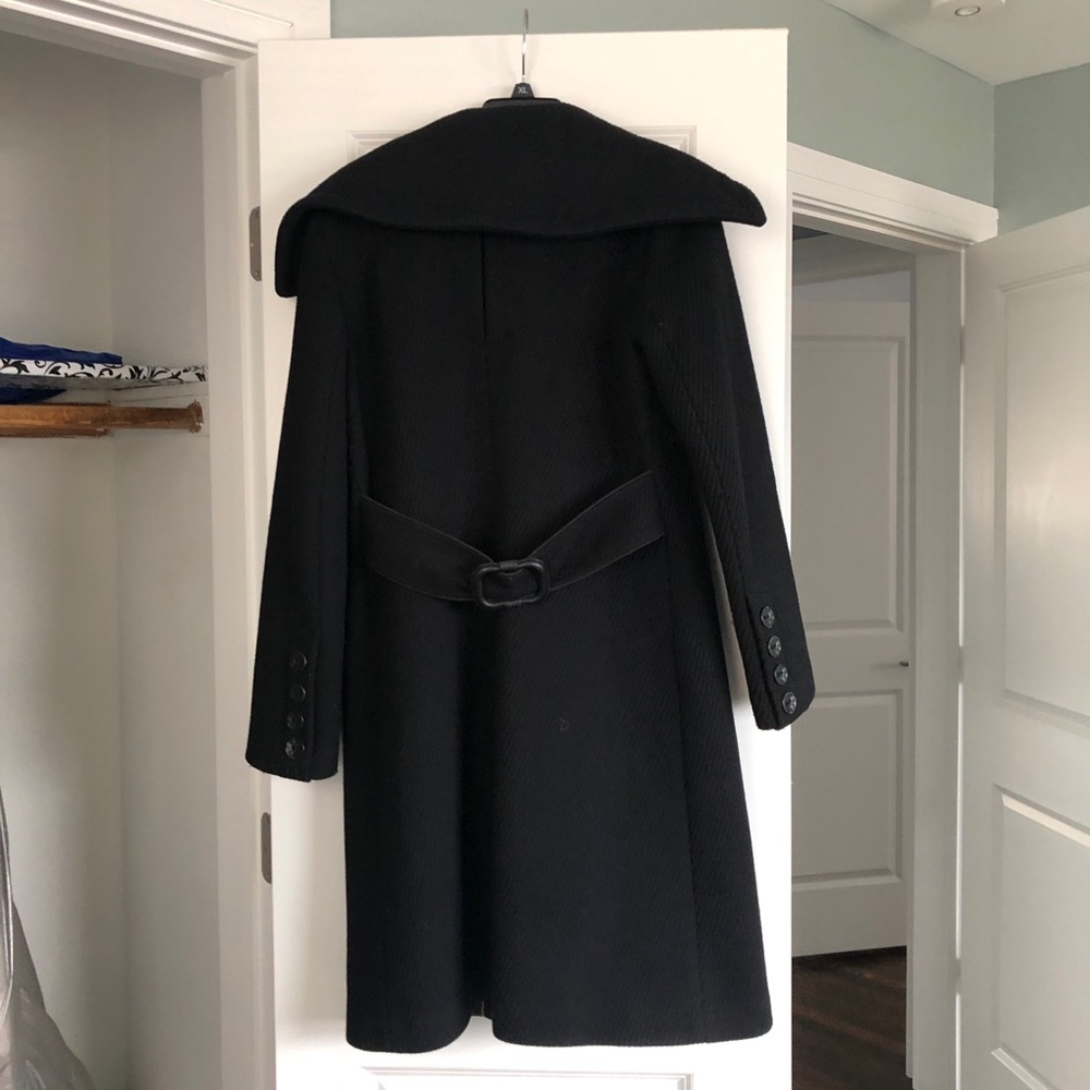 Beautiful & Thick black Wool Coat - Picture 4 of 6